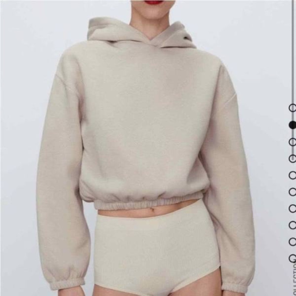 ZARA Cropped Hoodie Beige Size Medium